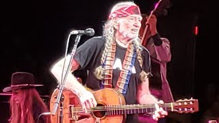 Willie Nelson - I Been To Georgia On A Fast Train Live at Celebrity Theatre 5/21/19