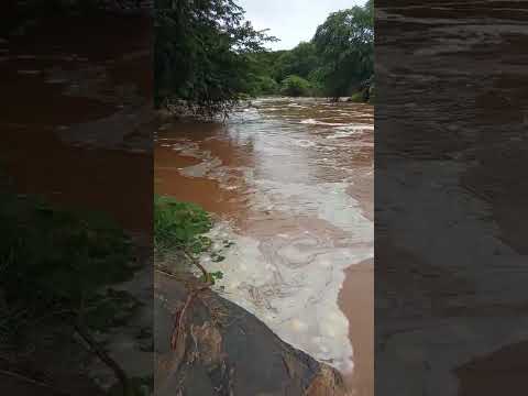 muita água no rio do Ribeirão anage Bahia