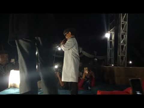 Daus mini lucu ngakakk njiir :v