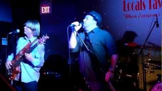 Velcro-Hold The Line (cover)-Locals Tavern-Wilmington, NC-01/19/13