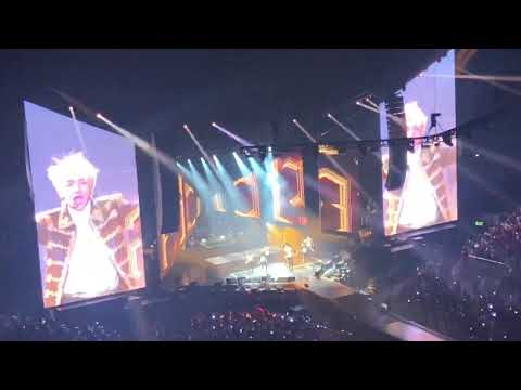 180905 BTS Love Yourself Tour - Idol ( live )