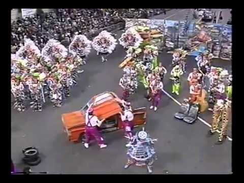 1993 South Philadelphia String Band   South Philadelphia Goes Scrap Happy