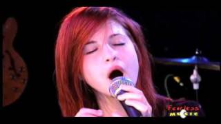 Paramore   Never Let This Go   Live On Fearless Music