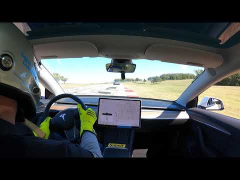 1:27.6 Base Tesla Model 3 SR+ Chasing Gorgeous Audi R8 @ Hallett - 300tw Michelin PS4S -Drew Cleaver