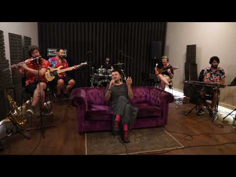 Nuri Harun Ateş—Kalbe Dolan O İlk Bakış