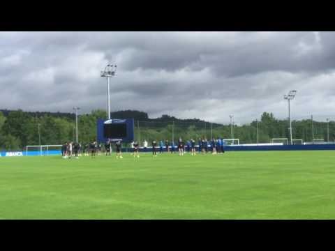Minuto de silencio en memoria del niño asesinado el pasado domingo