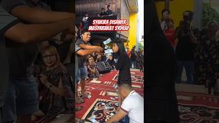 Download lagu WIH SYAKIRA BANJIR SAWERAN DARI MASYARAKAT SYDRAP #indosiar #syakira #dacademy7 mp3
