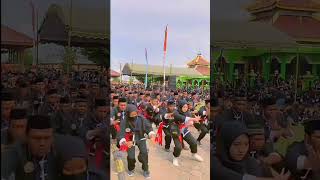 Download lagu Gey jien bersama para pendekar ikspi kera sakti di padepokan pusat Madiun #short #viral #fyp mp3 Download lagu Gey jien bersama para pendekar ikspi kera sakti di padepokan pusat Madiun #short #viral #fyp mp3