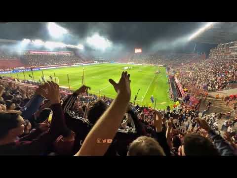 "TREMENDO RECIBIMIENTO DE LANÚS 35MIL ANTE FLUMINENSE | 4TOS DE FINAL IDA SUDAMERICANA" Barra: La Barra 14 &bull; Club: Lanús