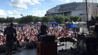 Matchbook romance &quot;lovers &amp; liars&quot; vans warped tour 2015