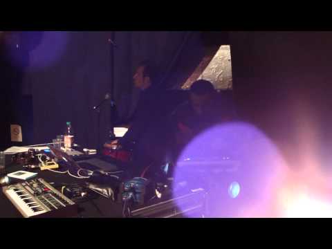 Alif Tree & Cyril Benhamou