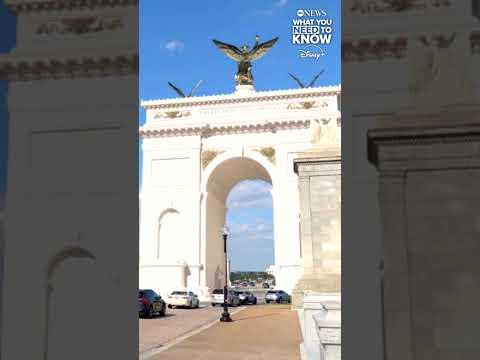 President Donald Trump's arch construction to run 20 hours a day for 2 to 3 years, documents show