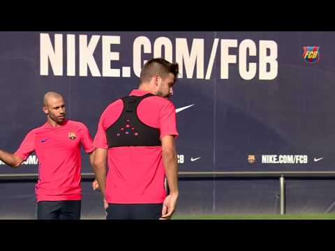 Evening training for FC Barcelona internationals