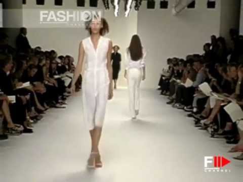 "Calvin Klein" Spring Summer 2003 New York Part 2 of 3 Pret a Porter Woman by FashionChannel