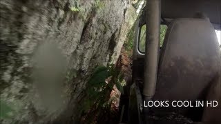 preview picture of video 'TJ JEEP WRANGLER - TIGHT SQUEEZE - Southington Off Road Park 2013'