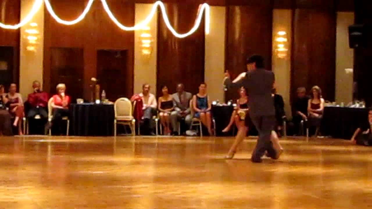 Ariadna Naveira - performance 2