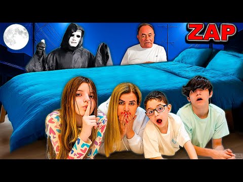 THE FIRST NIGHT IN THE NEW HOUSE! 😱 ZAP APPEARED