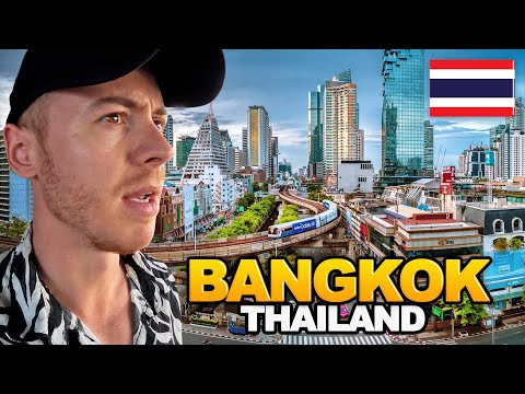 My First Time in BANGKOK (I Can't Believe This!) 🇹🇭