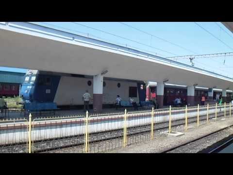 DH 2 de la TFC si 65-1357 de la CFR- manevre in Cluj.