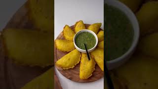 Download lagu Colombian empanadas. Crispy, meaty and delicious! mp3