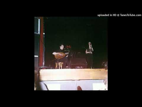 The Moon Lay Hidden Beneath A Cloud - ART I - II (Live)