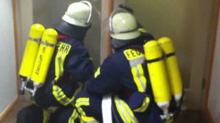 preview picture of video 'Einsatzübung der Feuerwehr Bornheim am Wohnstift Beethoven 29.10.2011'