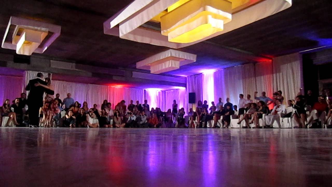 Horacio Godoy & Magdalena Gutierrez. BITF 2012. 3/4