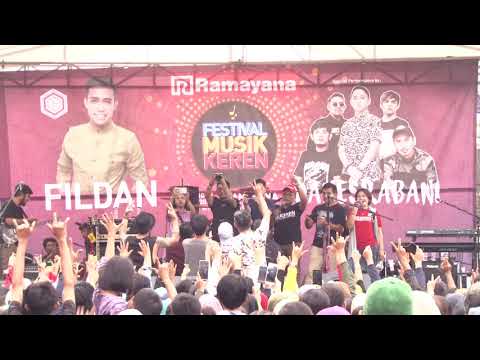 DANES RABANI LIVE PERFORM