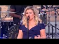 Kelly Clarkson sings 
