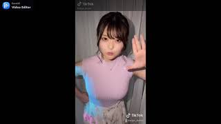 《エロTikTok》ニット美女の巨乳が揺れてる