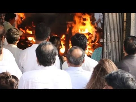 Sridevi Death Full Video अंतिम यात्रा Amitabh Bachchan And Other Bollywood Celebs Attend