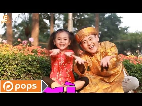 Thể hiện bởi Phi Long