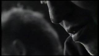 Rowwen Hèze - November [Officiële Video]