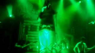 Chiodos - Teeth The Size Of Piano Keys