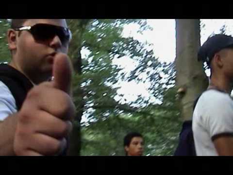 Loco Motif ft Wecky Wecks - Loop Met Me Mee