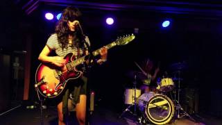 L.A. Witch - Kill My Baby Tonight