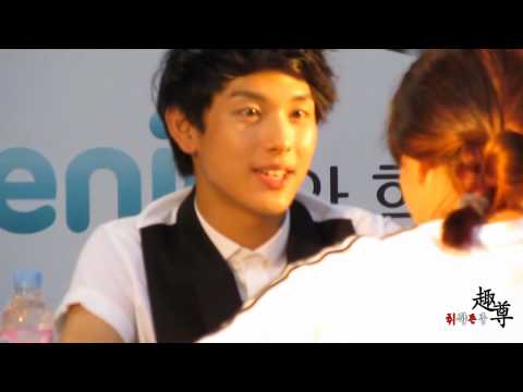 120722 ZE:A 제국의아이들 Gimpo EVENT Genie fan sign  :: Siwan ::