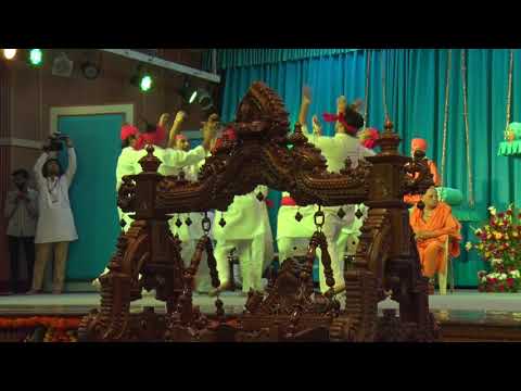 Janmashtami Celebration - Govinda Ala Re Performance by BAPS Yuvak Mandal