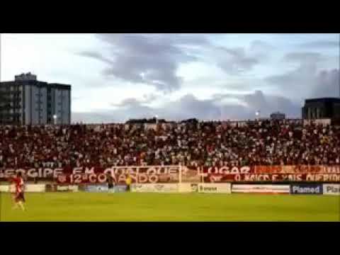 Batistão estremece a cada gol do gipão