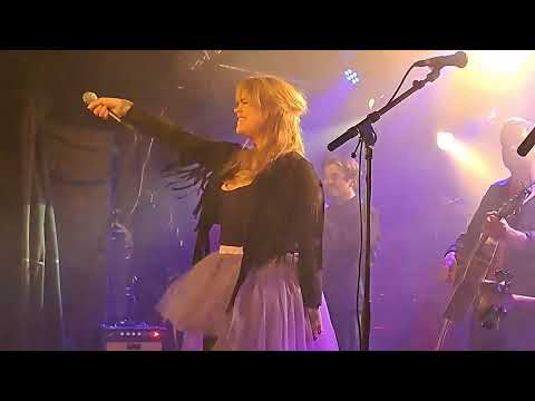 Division 7 + Julia Frej - Inte hur du rör dig (IHDRD)