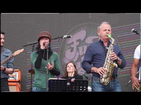 Funky Twister  - Jean Knight   Mr Big Stuff