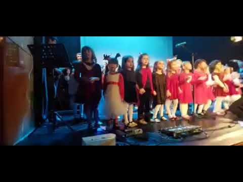 Sfarsit de spectacol - Corul Carmina dec 2022