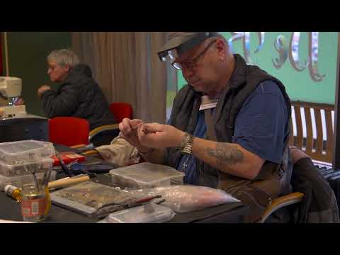 Klimaatburgemeester Robin Sommers bij het Repair Café