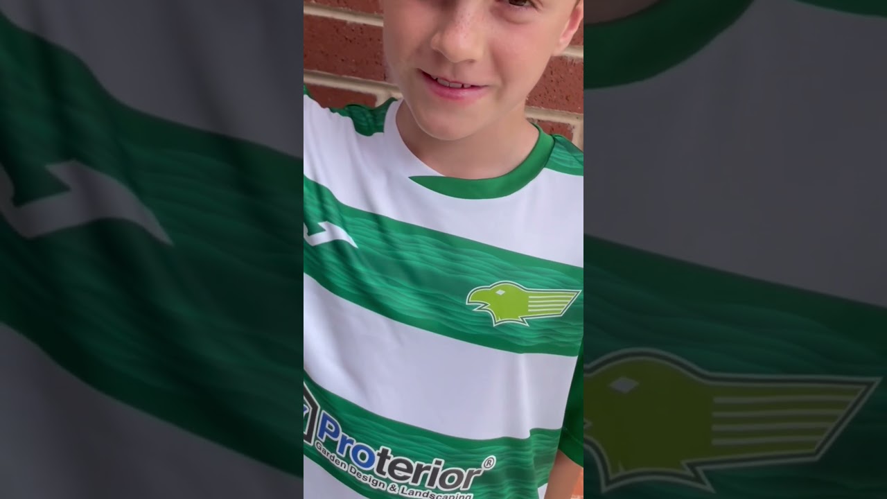 New kit reveal! Thanks to our sponsor. #proterior#football #footballaccessories #grassrootsfootball