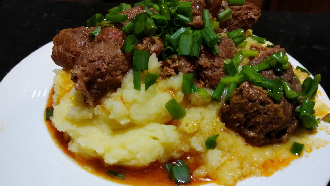 BIFE A ROLÊ COM PURÊ DE BATATA - Muito Fácil e Simples