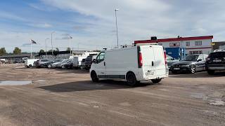 Renault Trafic cargo van | Image 4 - Autoline