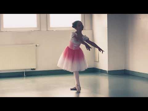 Swanilda variation - Blanka Ukarma