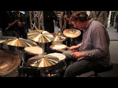 Phil Gould demo'ing George Way / Dunnett @ Music Messe 2013