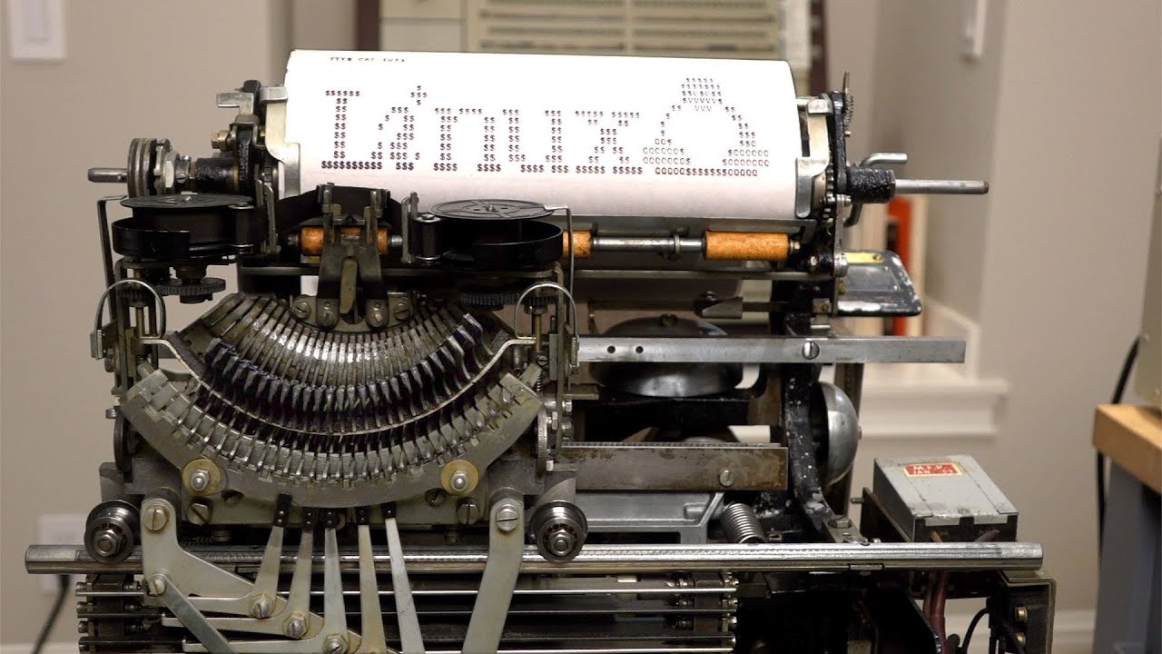 Using a 1930 Teletype as a Linux Terminal - YouTube