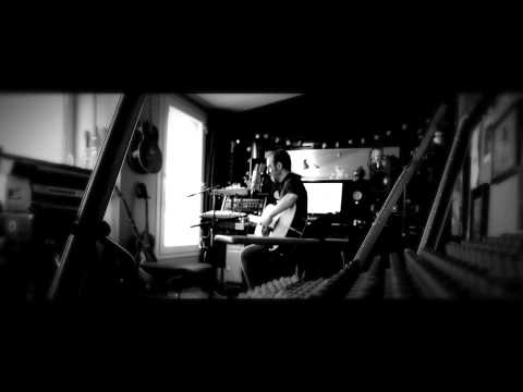 Calogero - "Un jour au mauvais endroit" (session acoustique)